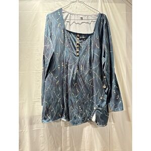 Women's Long Sleeve Button Accent Square Neck Green Geometric Pullover